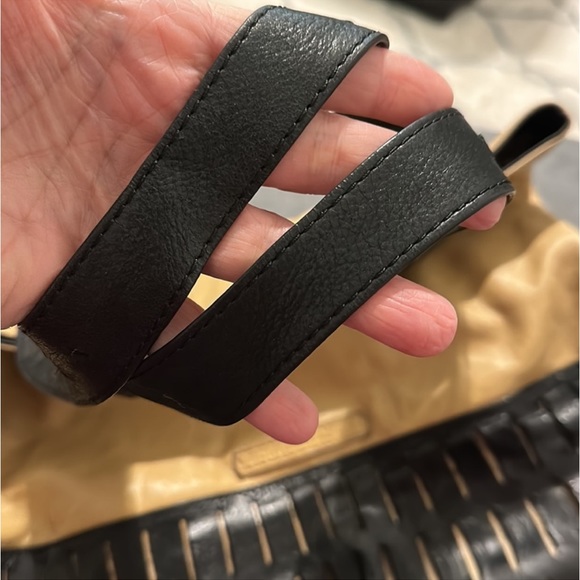 BCBG MAXAZRIA Leather Tote Bag Color Block Cream/Black Handbag Laser Cut Accent - Picture 3 of 11